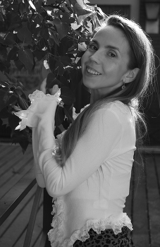 Mary / ***