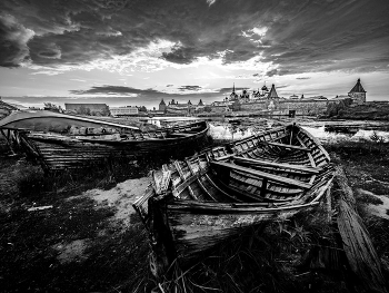 Boote / ***
