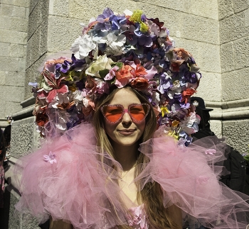  / New York bonnet parade