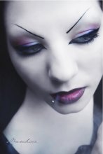Nikotin Puppe / ______
