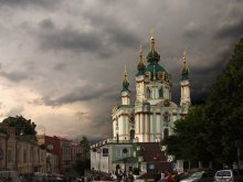 St. Andrew's Church / ***