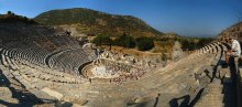 Bolschoi-Theater / ***