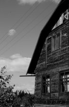 Hut / ..........