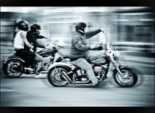 Lift me to L.A. baby... / Bike fest in Ireland