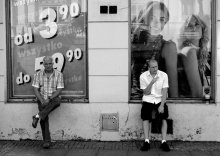 Generations 2 / ***