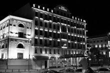 Night Lights / ***
