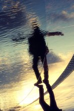 Menschen fallen / ***