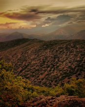 Leb wohl, felsige Berge ... / **************