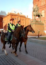 über die Polizei / ***