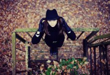 Autumn breeze... / ........