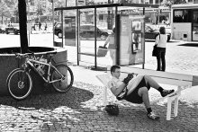 Halt / ***