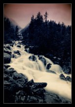 Waterfall on Altai / ***