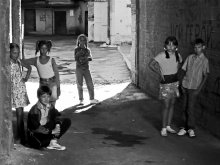 Wir sind in den 80's, oder die Sehnsucht nach der Kindheit geboren / http://stranamp3.com/tracks/466297/1/kino_deti_prohodnyh_dvorov.html