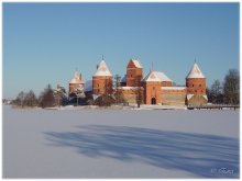 Burg Trakai im Winter. / ***