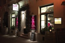 Wien Cafe / ***