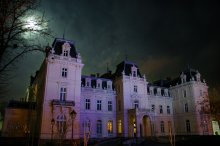 23:30 / ***