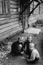 Die Jungs von der Straße Zavokzalnoy (2003) / ***