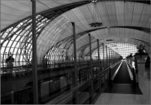 Flughafen / ***