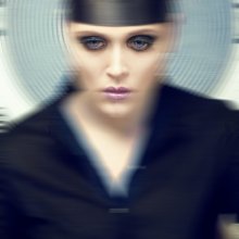 UFO / ***