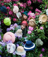 Mad about hats / ***