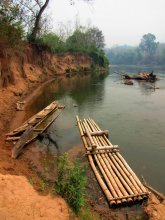 Wir Khan River / ***