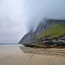 Kvalvik / ***