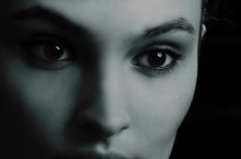 sie wollte die Augen sagen / ***