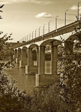 Brücke / ***