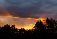 Agony der Sonne: eine Sache von Sekunden vor dem Sturm ... / *****