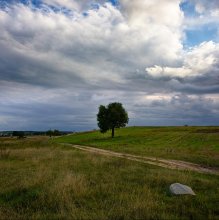 Landschaft mit Stein / ________________