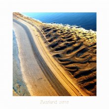 auf der Strecke. neben dem Wasser und Sand / ***