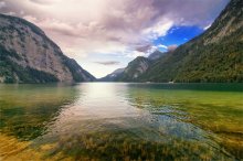 Unterwasser-Wald ... und ein bisschen blauer Himmel ... / ***