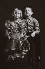 Bruder Alex und seine Schwester Masha (2010) / ***