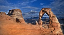 Arches National Park / Arches Park - un vero e proprio laboratorio naturale - sembra che un gigante naybolshuyu raccolto una collezione di formazioni stranamente intemperie - creste, torri, fretta, le pietre, in equilibrio su piedistalli, e, naturalmente, la stessa varietà di archi
Arches Park - a real natural workshop - it seems that a giant naybolshuyu gathered a collection of strangely weathered formations - ridges, towers, rush, stones, balancing on pedestals, and of course the same variety of arches
Inizia da qui http://photocentra.ru/work.php?id_photo=237229
http://photocentra.ru/work.php?id_photo=237402&id_auth_photo=13015#t