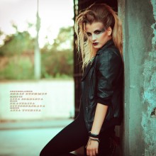 ... aus der Serie "1000 Volt" / photo: Boris Bushmin
models: Anna Tuchina
make-up: Lina Sokolova
hair: Ekaterina Divnogorskaya
assistant: Rostislav Rosickiy