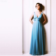 Elizabeth / ***