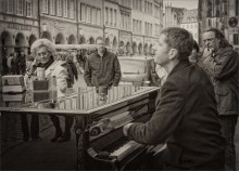 "Jetzt Musiker zu spielen ..." / ***