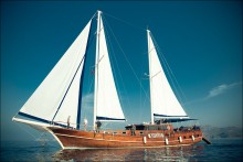 .royal maris / ***