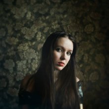  / *******