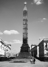 Victory Square / comment