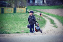 zieht in einem großen Weg / ***********