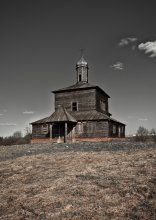 Die alte Kirche / ------