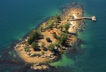 Insel der Haie (Shark Island) / ***