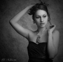 Mary / ***