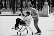Fotograf im Rollstuhl / ***