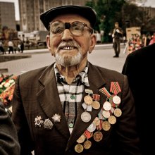 9. Mai ... / ***