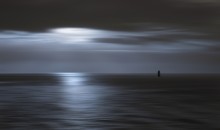 Die Weitergabe in die Nacht / ***