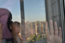 hinter Glas / .....