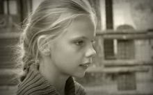 Ray of ... / http://www.youtube.com/watch?v=5MEj4wInn4U&feature=related