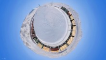Polar Zug / ***